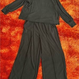 Lauren Conrad Black Set:High Rise Pintuck Knit Pants & High Button Cuff Knit Top